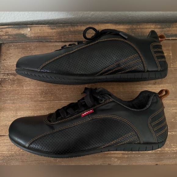 LEVI Men’s Black, Casual, Faux Leather Upper, Lace Up Shoes/Sneakers  Size 13 - Picture 3 of 10